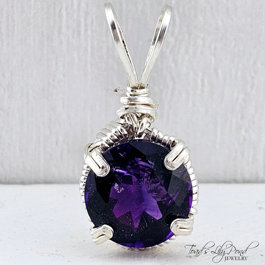 2.64ct Moroccan amethyst pendant in sterling silver